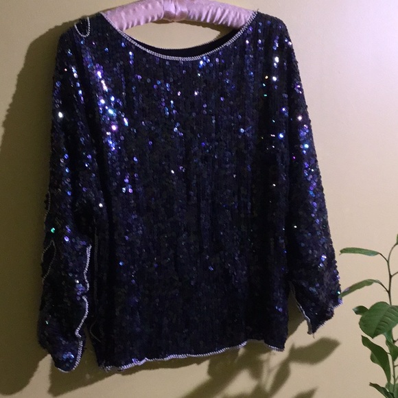 Sequinned blouse - Picture 2 of 3